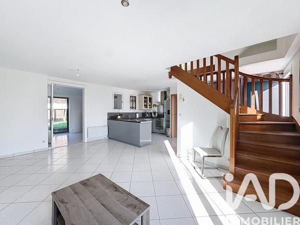 Maison à vendre 6 pièces 112 m² Corbeil-Essonnes