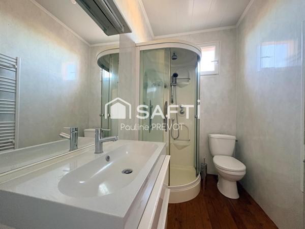 DIGOIN – Une maison familiale aux grands volumes avec 5 chambres.
