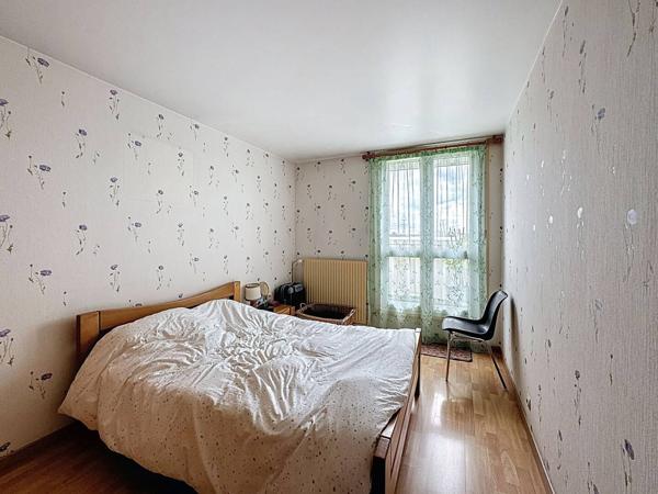 Appartement Roissy En Brie 4 pièce(s) 90.4 m2