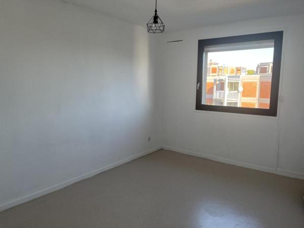 Appartement à louer à Lille Saint Maurice Réf. L17.04.2024-1 1.096,93 € CC