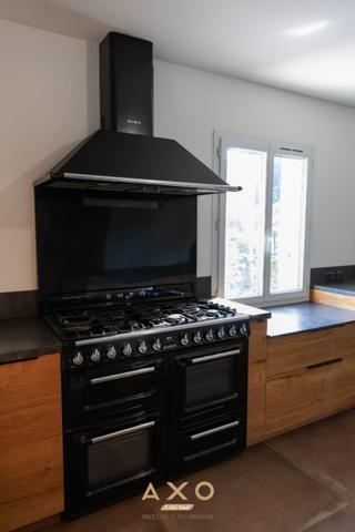 MEYREUIL - MAISON T5 - DEPENDANCE T2 - 278 M2 - JARDIN 1835M2 - PISCINE - JACUZZI - SAUNA - GARAGE - 890 000