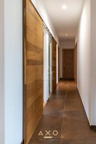 MEYREUIL - MAISON T5 - DEPENDANCE T2 - 278 M2 - JARDIN 1835M2 - PISCINE - JACUZZI - SAUNA - GARAGE - 890 000