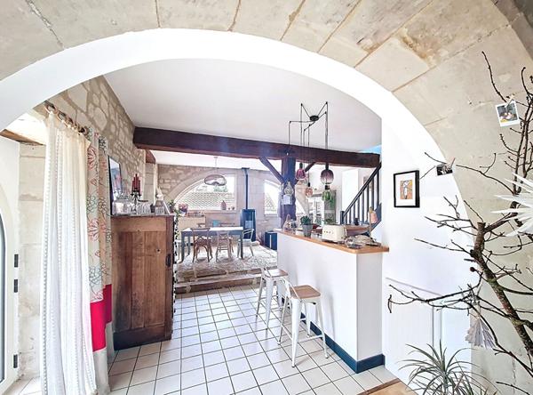 Maison Le Puy Notre Dame 6 pièce(s)