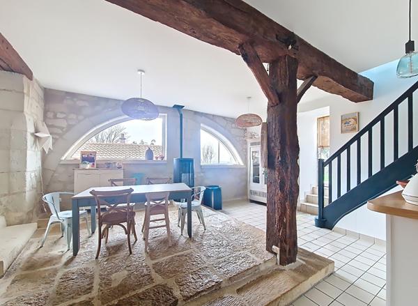 Maison Le Puy Notre Dame 6 pièce(s)