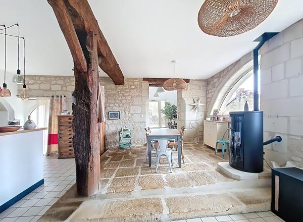 Maison Le Puy Notre Dame 6 pièce(s)