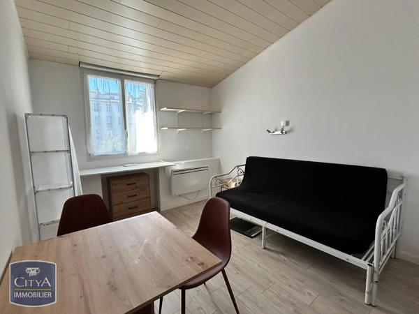Appartement à louer 1 pièce 14.19m² Pau (64000)