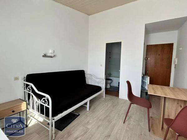 Appartement à louer 1 pièce 14.19m² Pau (64000)