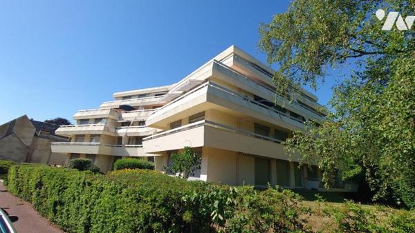 APPARTEMENT F2BIS AVEC TERRASSE