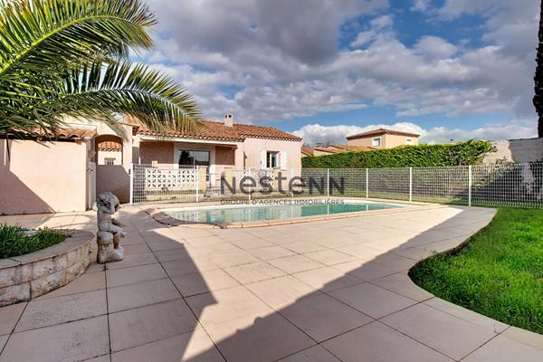 Maison de plain-pied individuelle avec piscine sur 550 m² de parcelle