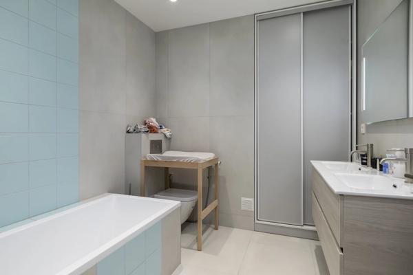Neuilly-sur-Seine, Appartement 3 Chambres -  155 m² à vendre