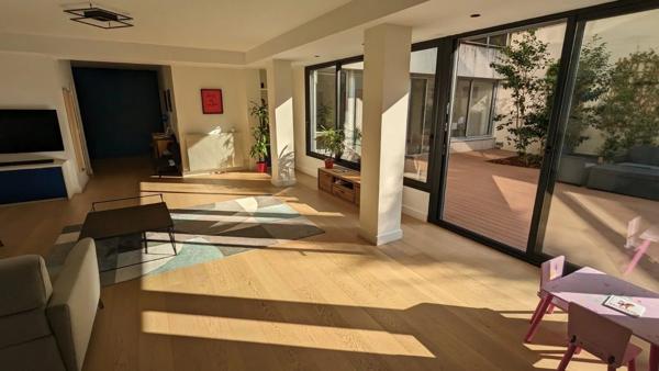 Neuilly-sur-Seine, Appartement 3 Chambres -  155 m² à vendre