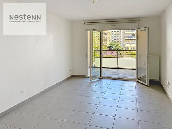 A vendre : Appartement 3 piècesà Toulon +garage- Secteur Saint Roch