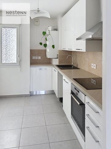 A vendre : Appartement 3 piècesà Toulon +garage- Secteur Saint Roch