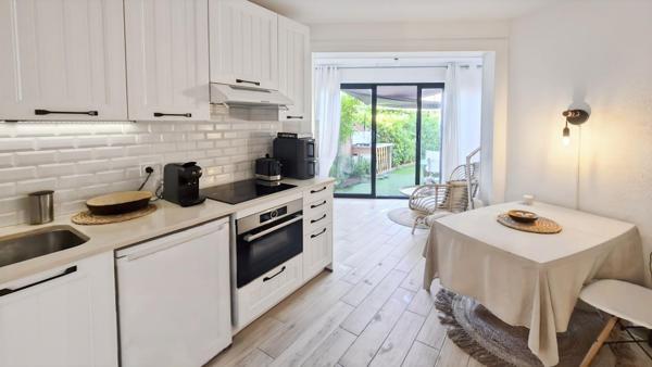 Appartement  1 pièce(s) 28 m2