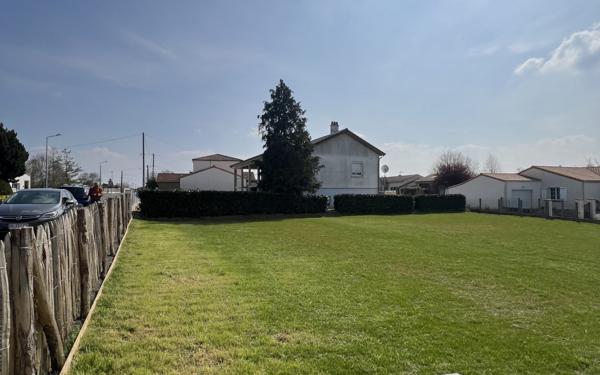 Terrain constructible 603 m²