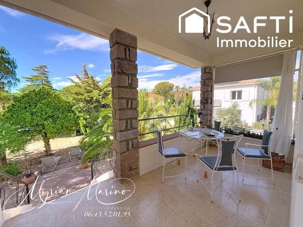 En exclusivité au centre ville de Saint-Aygulf  ! Villa individuelle 6 pièces - proche plage et commerces