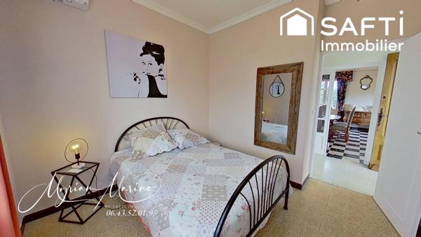 En exclusivité au centre ville de Saint-Aygulf  ! Villa individuelle 6 pièces - proche plage et commerces