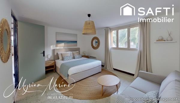 En exclusivité au centre ville de Saint-Aygulf  ! Villa individuelle 6 pièces - proche plage et commerces