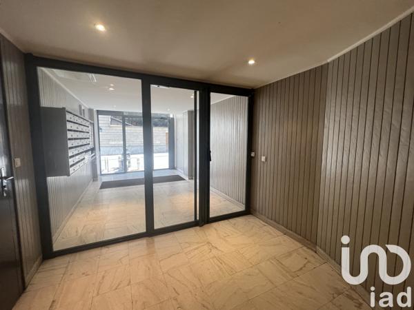 Apartment for sale 2 rooms 44 m² Paris 18