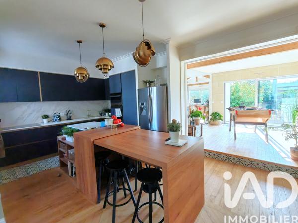 Maison à vendre 4 pièces 125 m² Mérignac