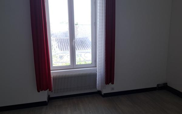 Maison à vendre    5 pièces •  Vérines