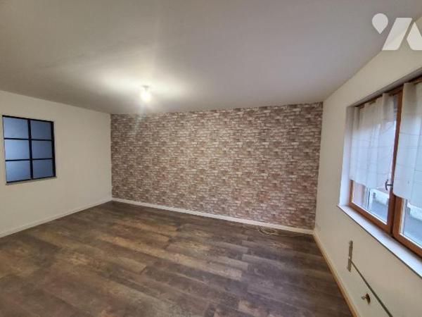 Immeuble de rapport en centre-ville - Fort potentiel d'investissement

Pour toutes informatio...