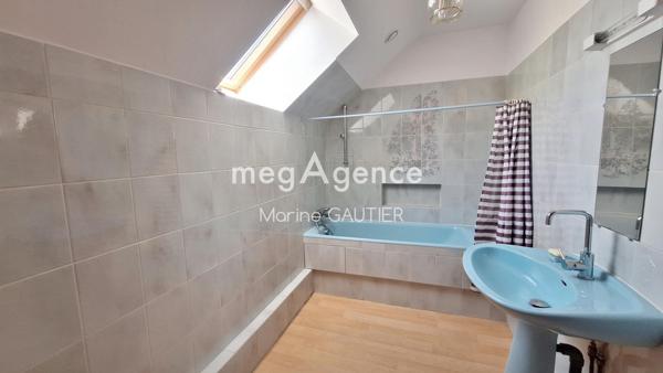 Maison à DOL-DE-BRETAGNE, 35120 - 9 pièces 158m²
