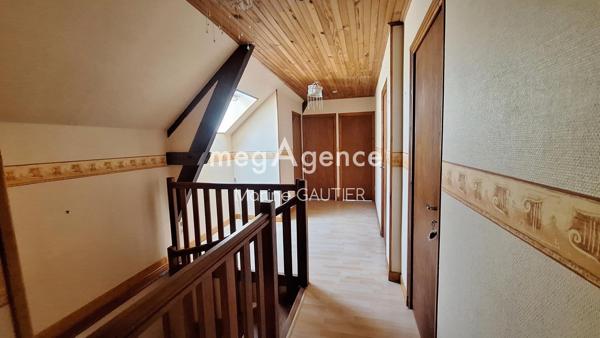 Maison à DOL-DE-BRETAGNE, 35120 - 9 pièces 158m²