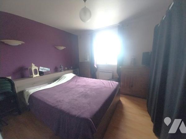 A VENDRE A LE GENEST-SAINT-ISLE !