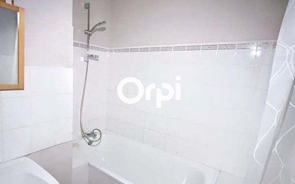 Appartement à vendre    4 pièces • 132 m2 Saint-Flour