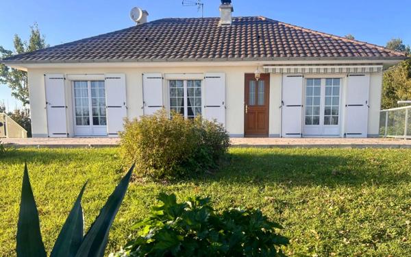 Maison à vendre    5 pièces •  Fleuré