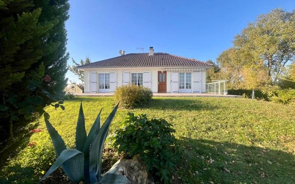 Maison à vendre    5 pièces •  Fleuré