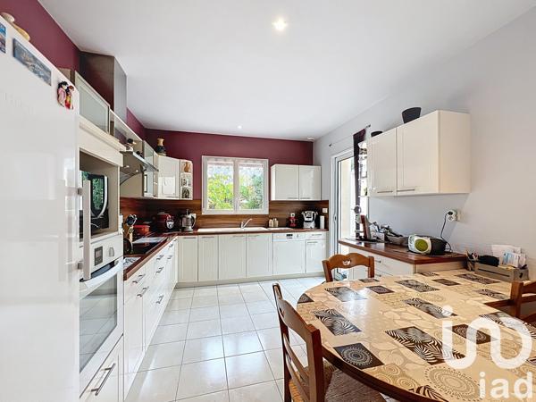 Maison à vendre 4 pièces 125 m² Périgny