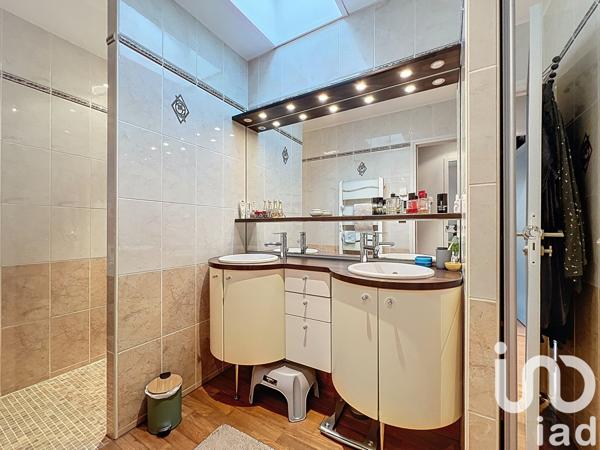 Maison à vendre 4 pièces 125 m² Périgny