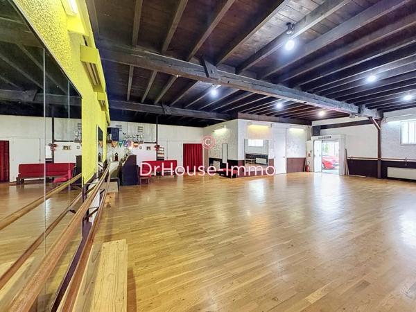 Commerce à vendre 1 pièce de 156 m²