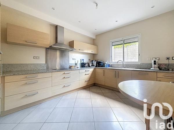 Maison à vendre 9 pièces 212 m² Vezin-le-Coquet