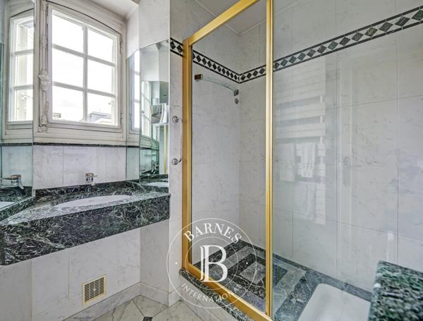 Versailles, Appartement 4 Chambres -  182 m² à vendre