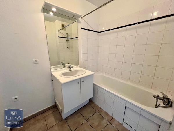 Appartement à louer 3 pièces 74.14m²