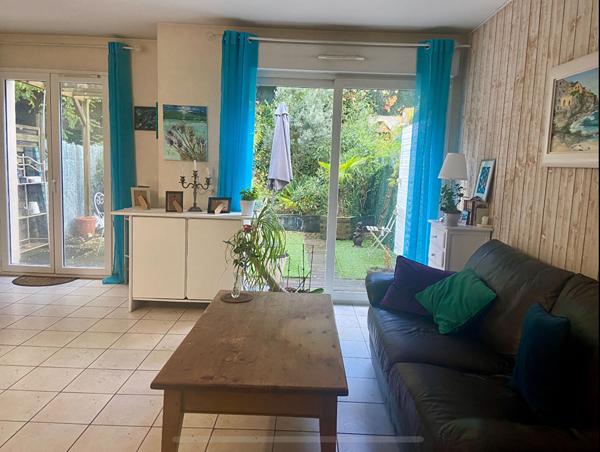 Maison à vendre à Vénissieux - 4 pièces, 3 chambres, garage