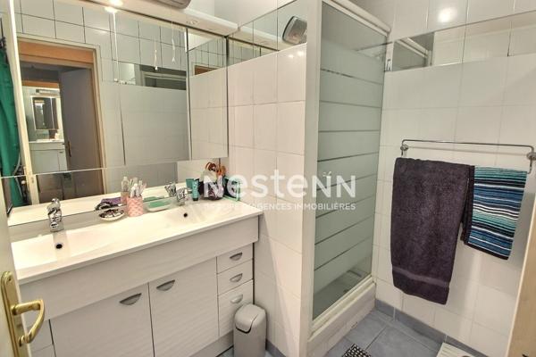 Maison à vendre à Vénissieux - 4 pièces, 3 chambres, garage