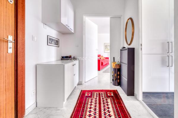 À VENDRE – Appartement 2 pièces en rez-de-jardin avec terrasse fermée, cave et parking