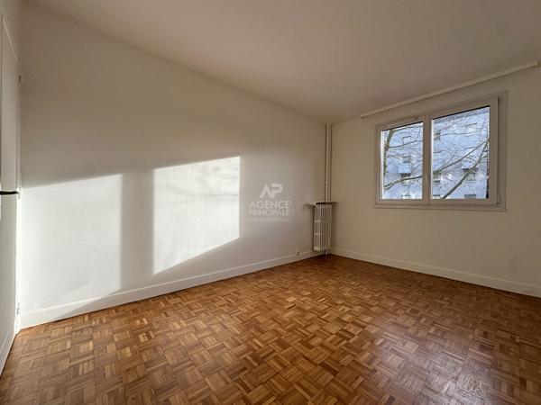 CHAVILLE - La pointe - Appartement familial, spacieux de 5 pièces €520 000 ** - Référence 640-C