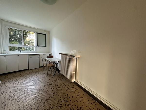 CHAVILLE - La pointe - Appartement familial, spacieux de 5 pièces €520 000 ** - Référence 640-C