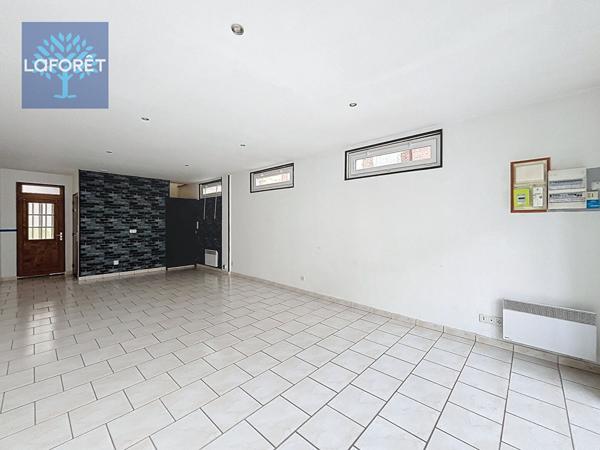 Location local commercial près de LILLEBONNE - 3 pièce(s) - 73 m² - 708 €/mois