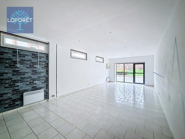 Location local commercial près de LILLEBONNE - 3 pièce(s) - 73 m² - 708 €/mois