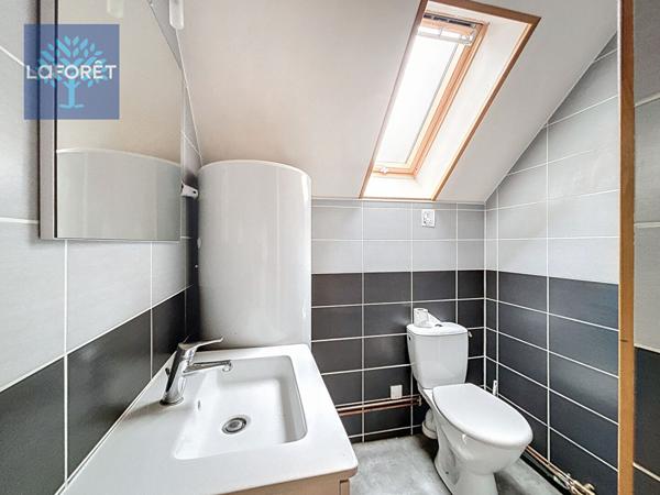 Location local commercial près de LILLEBONNE - 3 pièce(s) - 73 m² - 708 €/mois