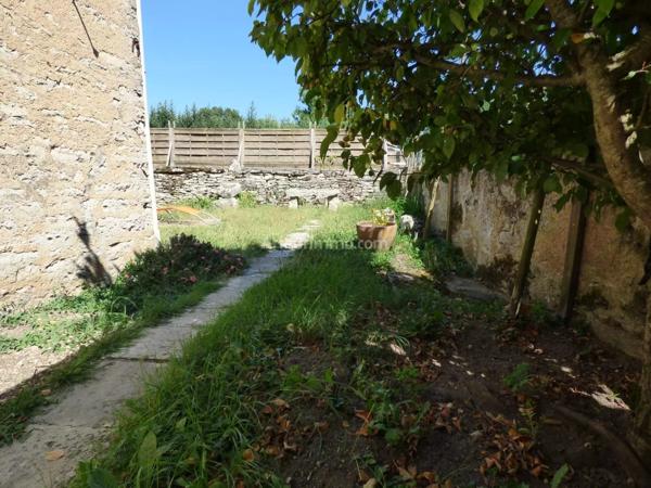 Vente Maison de village 7 pièces à Noyers