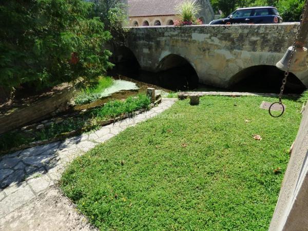 Vente Maison de village 7 pièces à Noyers