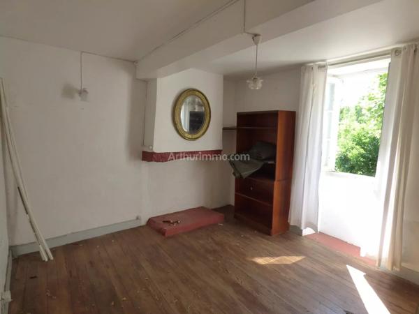 Vente Maison de village 7 pièces à Noyers