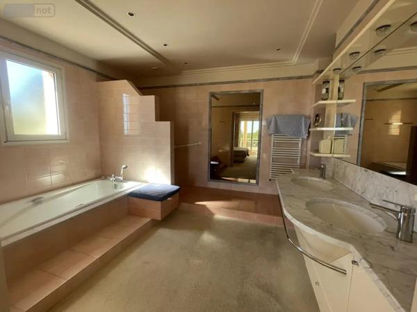 Achat - Appartement Concarneau 29900 9 pièces 203 m 2 2435 m 2